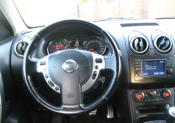 Nissan Qashqai cena 39900 przebieg: 142355, rok produkcji 2011 z Lipsko małe 596